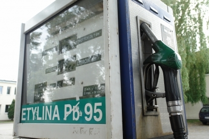 e-petrol.pl: obniżka przez protest czy kurs złotego?