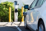 Przybywa elektrycznych osobówek Przybywa elektrycznych osobówek