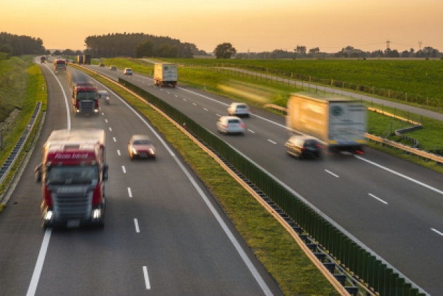 e-petrol.pl: niewielkie podwyżki na koniec wakacji