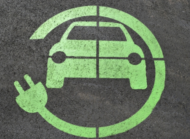 Powstanie program wspierający rozbudowę infrastruktury ładowania pojazdów elektrycznych Powstanie program wspierający rozbudowę infrastruktury ładowania pojazdów elektrycznych