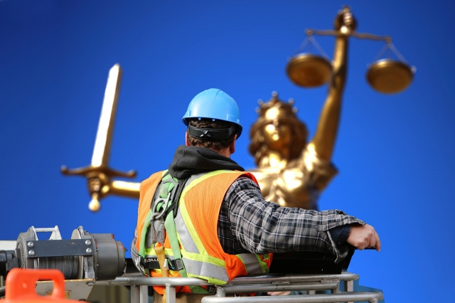 Podstawowy obowiązek pracownika przestrzegania przepisów i zasad BHP