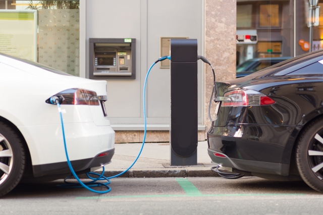 Czy będą dopłaty do używanych samochodów elektrycznych? Czy będą dopłaty do używanych samochodów elektrycznych?