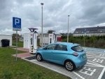 Przybywa ładowarek elektrycznych o dużej mocy Przybywa ładowarek elektrycznych o dużej mocy