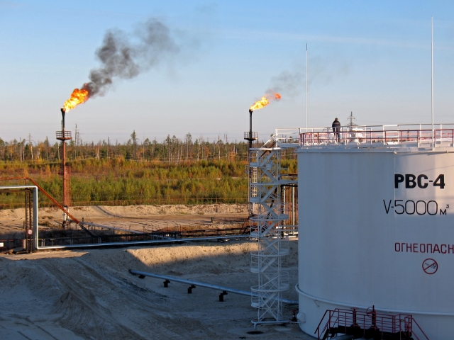 Rosyjski przemysł naftowy i gazowy zapłaci wyższe podatki