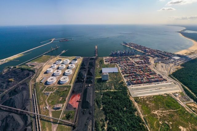 Polskie porty przeładowały więcej towarów