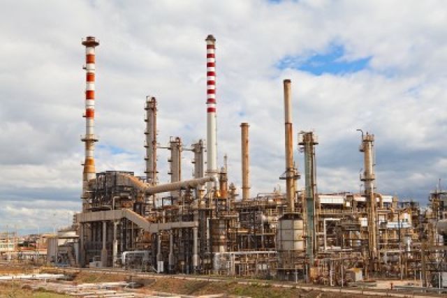 Limit na produkty naftowe nie zaszkodzi rosyjskim rafineriom