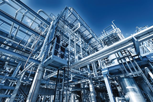 Bliski Wschód inwestuje w projekty petrochemiczne Bliski Wschód inwestuje w projekty petrochemiczne