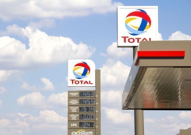 TotalEnergies sprzedaje detaliczną sieć stacji benzynowych w Niemczech i Holandii TotalEnergies sprzedaje detaliczną sieć stacji benzynowych w Niemczech i Holandii