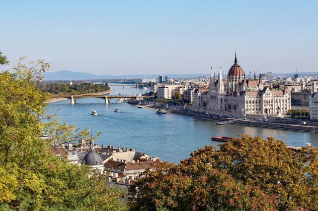Zamrożenie cen paliw na Węgrzech przyczyną drożyzny Zamrożenie cen paliw na Węgrzech przyczyną drożyzny