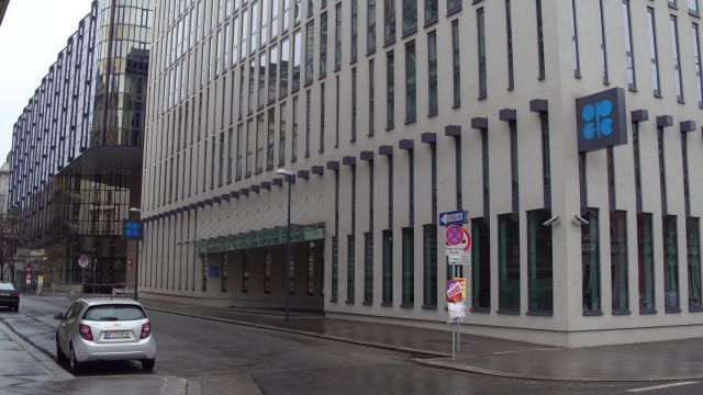 OPEC+ raczej nie zmieni polityki naftowej OPEC+ raczej nie zmieni polityki naftowej