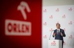 Daniel Obajtek dalej będzie kierował Orlenem Daniel Obajtek dalej będzie kierował Orlenem