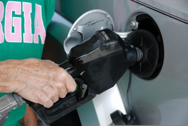e-petrol.pl: okres świąteczny niestety z wyższymi cenami benzyny