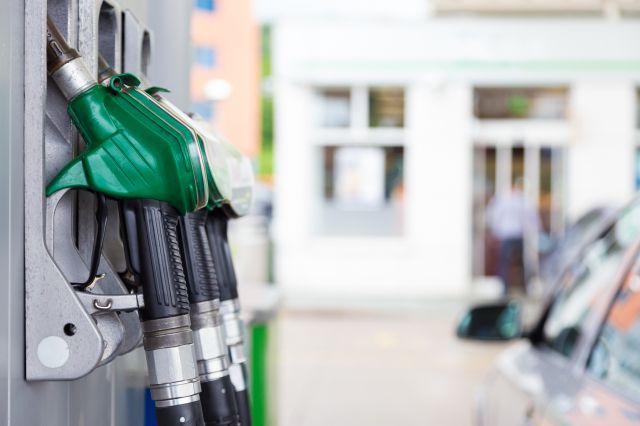 e-petrol.pl: obniżki na stacjach nie hamują
