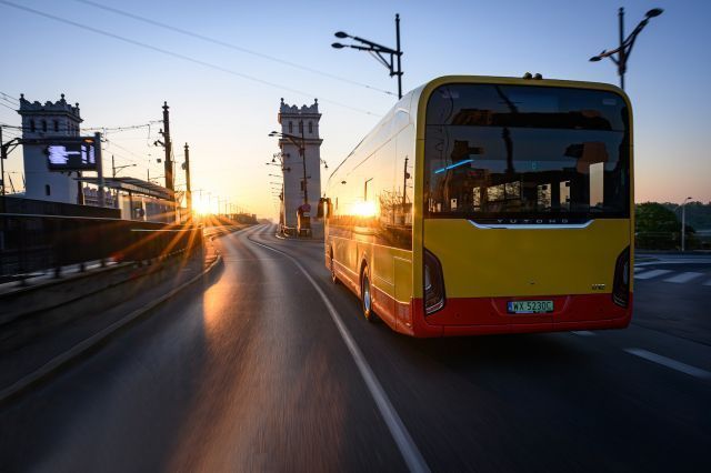 Testy chińskiego autobusu elektrycznego w Warszawie Testy chińskiego autobusu elektrycznego w Warszawie