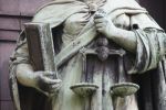 Akt oskarżenia w sprawie oszustw paliwowych Akt oskarżenia w sprawie oszustw paliwowych