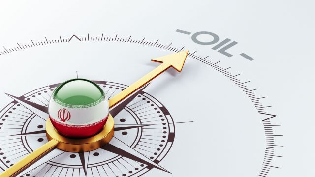 Iran oddał do użytku dwa pola naftowe