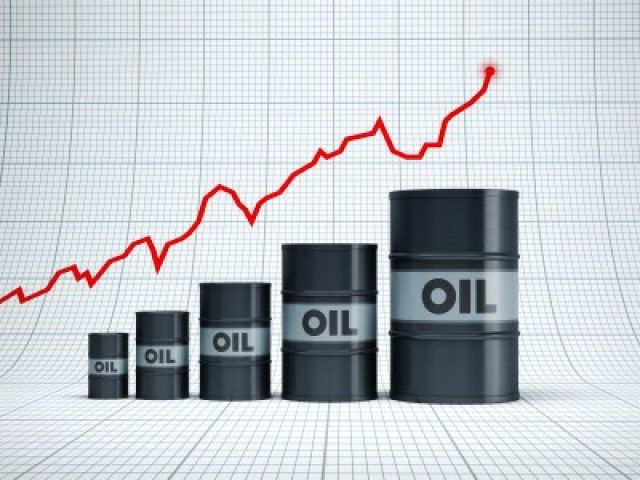 BofA prognozuje wyższą cenę ropy latem