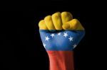 Powrócą sankcje naftowe na Wenezuelę