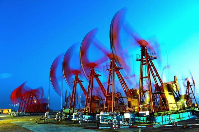 OPEC+ zamierza jeszcze bardziej przyspieszyć wzrost wydobycia OPEC+ zamierza jeszcze bardziej przyspieszyć wzrost wydobycia