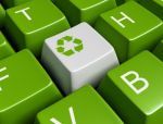 Orlen inwestuje w technologię recyklingu tworzyw sztucznych Orlen inwestuje w technologię recyklingu tworzyw sztucznych