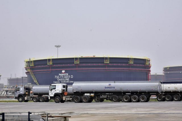 Okresowe ograniczenie wydajności rafinerii Dangote Okresowe ograniczenie wydajności rafinerii Dangote