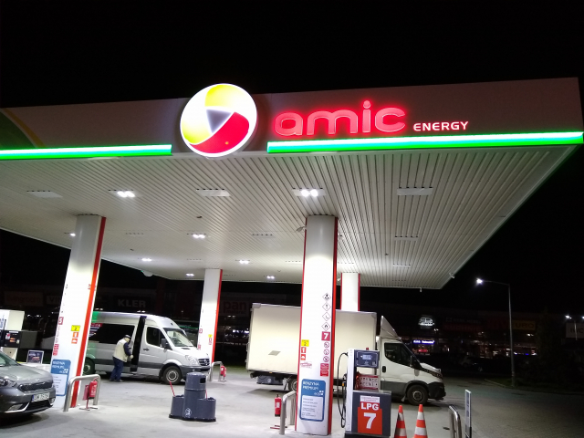 Amic zwiększa zyski mimo spadku sprzedaży paliw Amic zwiększa zyski mimo spadku sprzedaży paliw