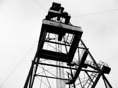 Ceny ropy zagrażają rentowności odwiertów łupkowych