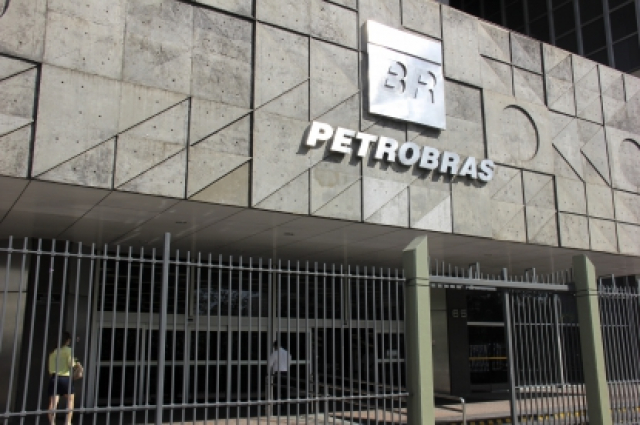 Petrobras planuje przekierowanie eksportu ropy do Azji po wprowadzeniu amerykańskich ceł