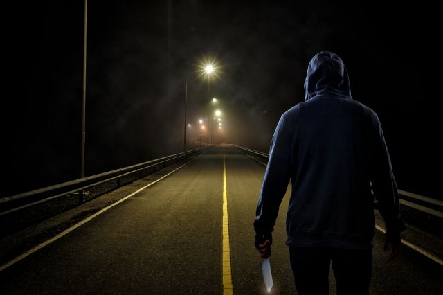 Akt oskarżenia w sprawie rozboju z nożem