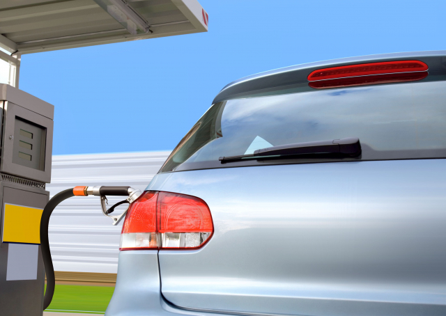 E-petrol.pl: czy na stacjach będzie taniej?