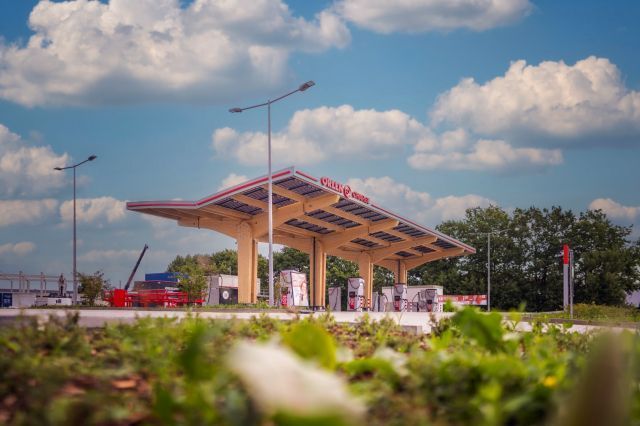 W Niemczech działa hub szybkiego ładowania Orlen Charge