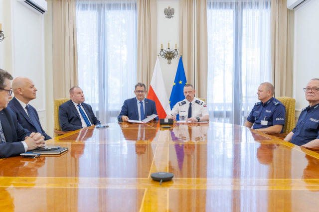 Policja i KAS będą współpracować w obszarze danych z SENT