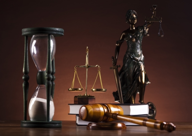 W przeszłości handlowałem olejem opałowym grzewczym i w związku z powyższym wysyłałem do Urzędu Celnego zestawienia z kserokopiami oświadczeń nabywcy ONG. Niestety ostatnio w trakcie porządkowania dokumentów zauważyłem,że druki na których mam wypisane w/w oświadczenia są nieprawidłowe (omyłkowo oświadczenia były wypisane na drukach naszego dostawcy zamiast na naszych blankietach). Co mogę zrobić w tej sytuacji? Czy złożenie korekty do oświadczeń załatwi sprawę? W przeszłości handlowałem olejem opałowym grzewczym i w związku z powyższym wysyłałem do Urzędu Celnego zestawienia z kserokopiami oświadczeń nabywcy ONG. Niestety ostatnio w trakcie porządkowania dokumentów zauważyłem,że druki na których mam wypisane w/w oświadczenia są nieprawidłowe (omyłkowo oświadczenia były wypisane na drukach naszego dostawcy zamiast na naszych blankietach). Co mogę zrobić w tej sytuacji? Czy złożenie korekty do oświadczeń załatwi sprawę?