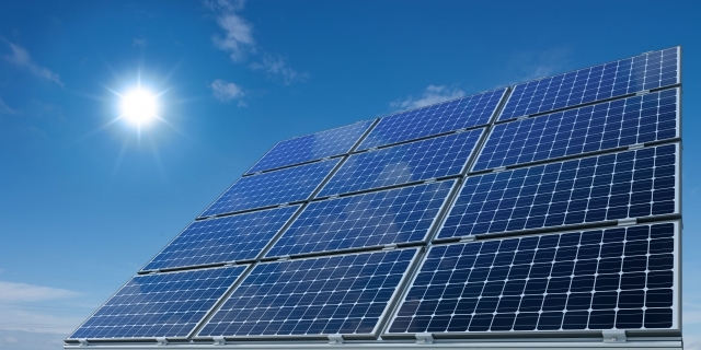 W Chinach działa pływająca elektrownia słoneczna