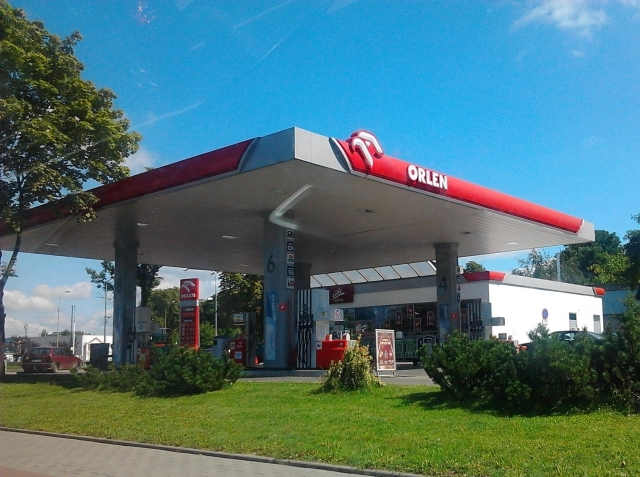 Orlen uruchomi punkty ładowania samochodów elektrycznych Orlen uruchomi punkty ładowania samochodów elektrycznych