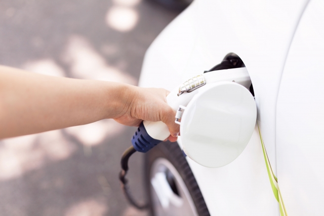 BP kupuje sieć ładowania pojazdów elektrycznych